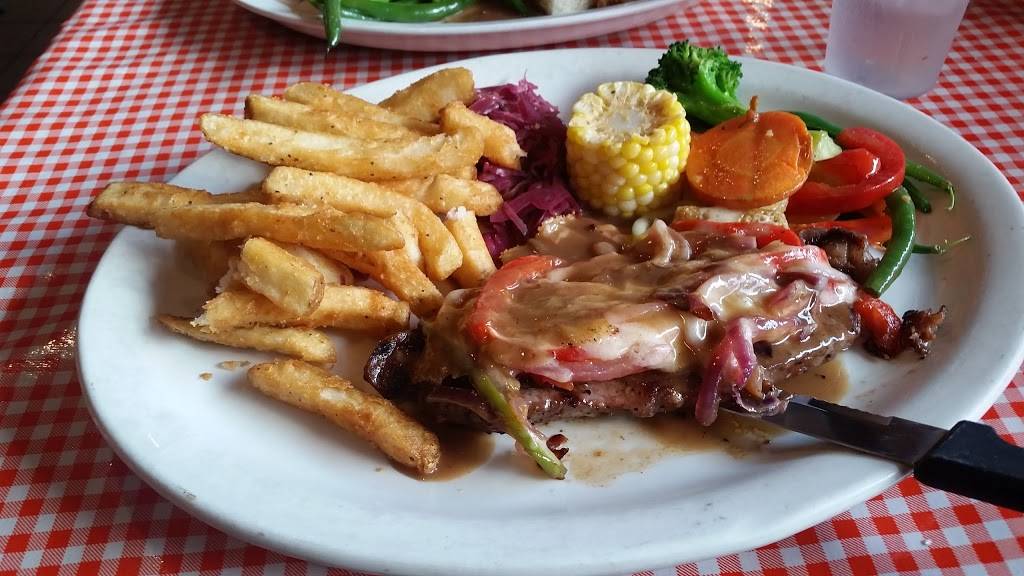 Breezy Corners Freelton | restaurant | 1480 ON-6, Hamilton, ON L8N 2Z7, Canada | 9056591556 OR +1 905-659-1556