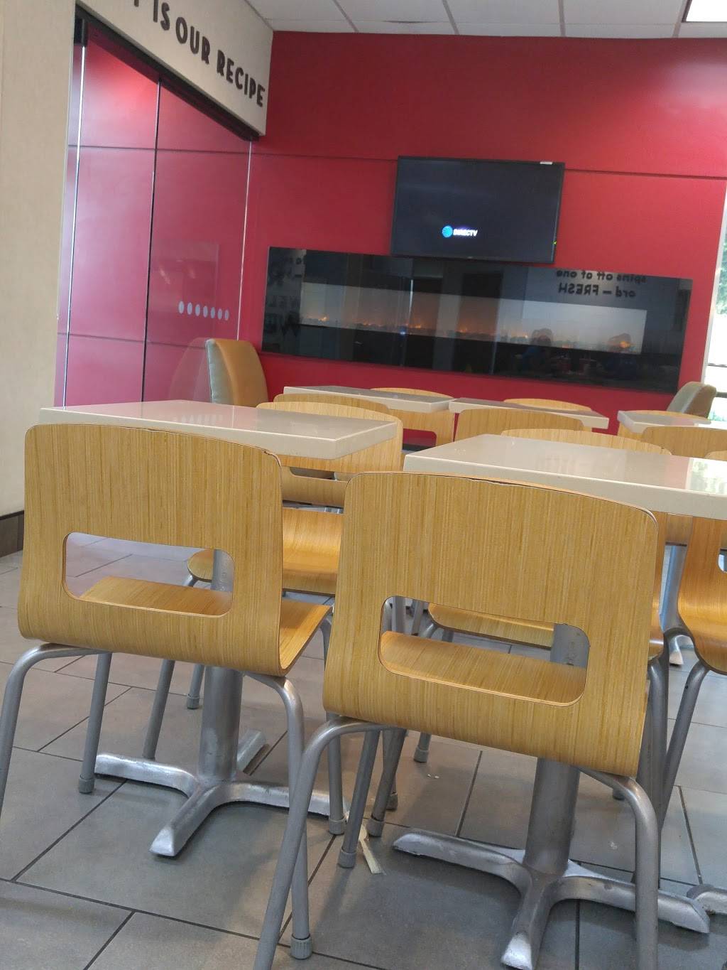 Wendys | restaurant | 1115 Stumpf Blvd, Gretna, LA 70053, USA | 5043568603 OR +1 504-356-8603