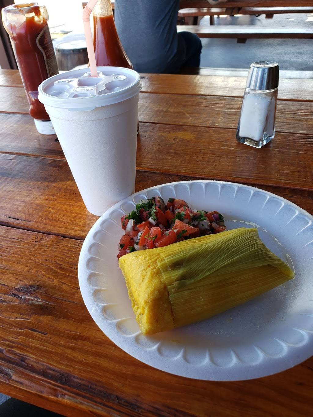 El Tamalazo de Krome | restaurant | 12100 SW 177th Ave, Miami, FL 33196, United States | 7863028487 OR +1 786-302-8487