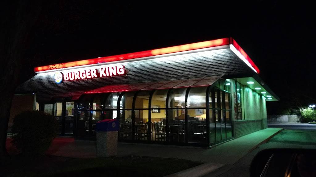 Burger King | restaurant | 1834 Waukegan Rd, Glenview, IL 60025, USA | 8477292754 OR +1 847-729-2754