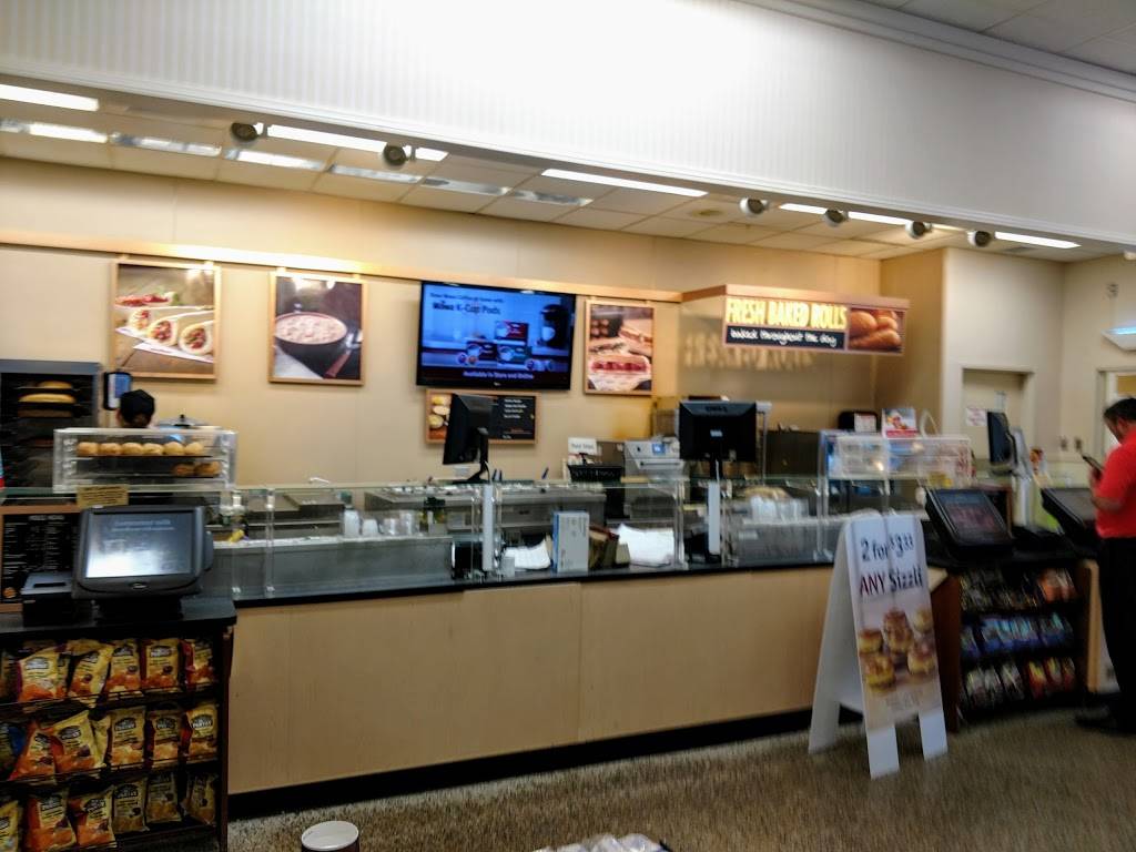 Wawa | cafe | 842 Merrimac Trail, Williamsburg, VA 23185, USA | 7572205046 OR +1 757-220-5046