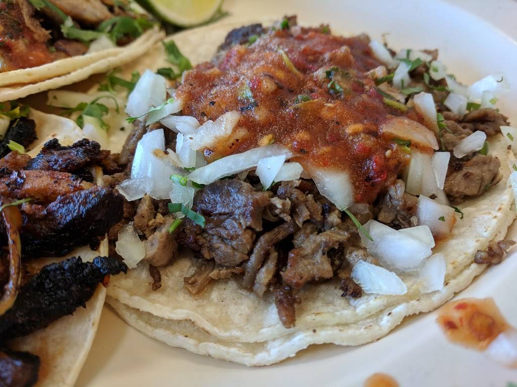 Chunkys Taqueria & Grill | restaurant | 701 Sonoma Mountain Pkwy, Petaluma, CA 94954, USA | 7077753325 OR +1 707-775-3325