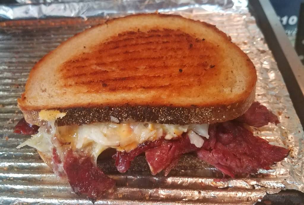 Marios Gourmet Deli | restaurant | 934 Amsterdam Ave, New York, NY 10025, USA | 2122224470 OR +1 212-222-4470