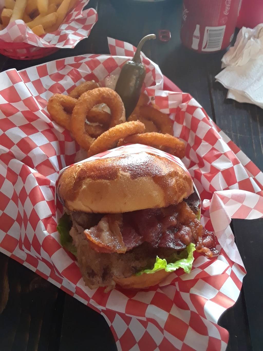 Marks Burgers | restaurant | Paseo Ensenada 2098, Playas, Dorada, 22505 Tijuana, B.C., Mexico | 016643813865 OR +52 664 381 3865