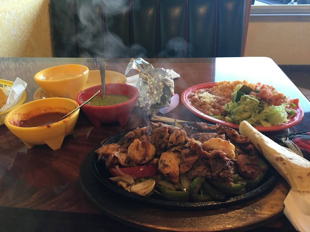 El Mexiquense | restaurant | 9519 Lackland Rd, St. Louis, MO 63114, USA | 3144284919 OR +1 314-428-4919
