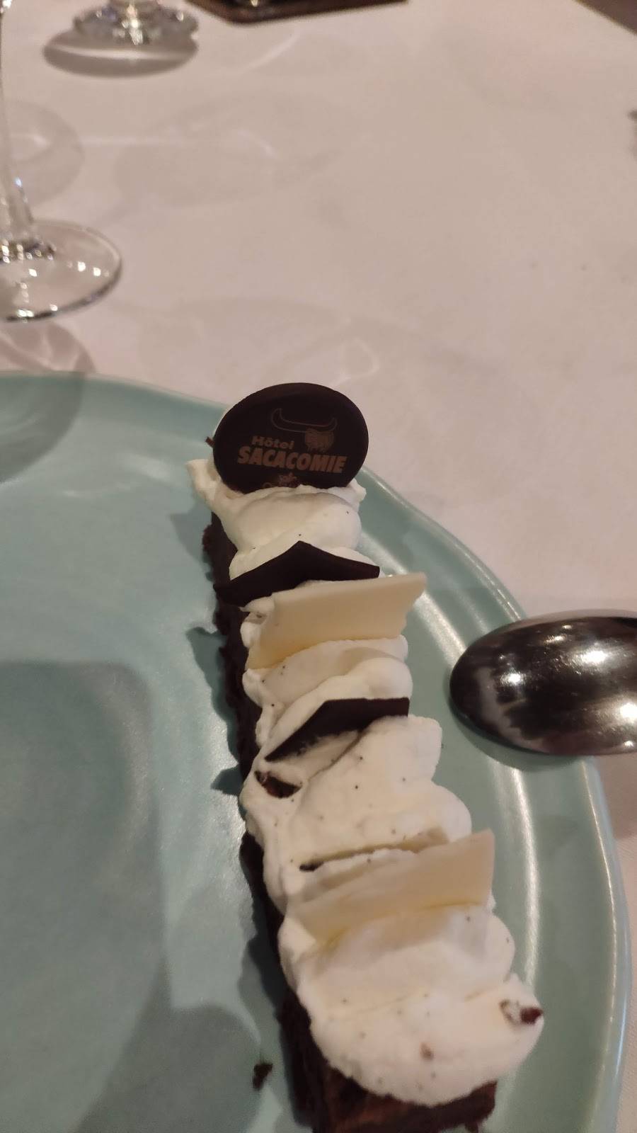 Roi De La Patate | restaurant | 155 Rue Sainte Anne, Saint-Alexis-des-Monts, QC J0K 1V0, Canada | 8192653175 OR +1 819-265-3175