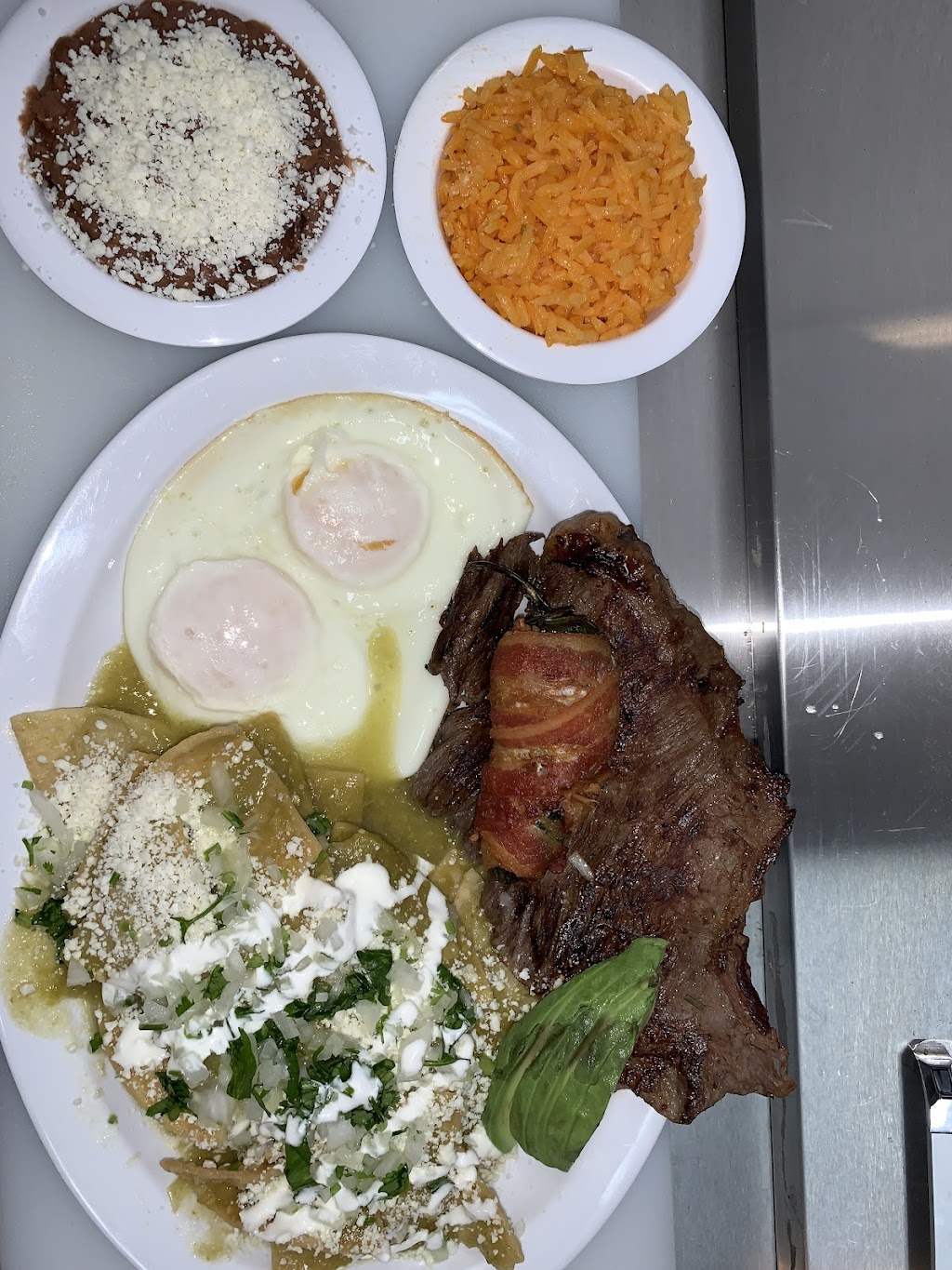 Marys fast food | restaurant | 2017 Orange Ave, Long Beach, CA 90806, USA | 5623378124 OR +1 562-337-8124