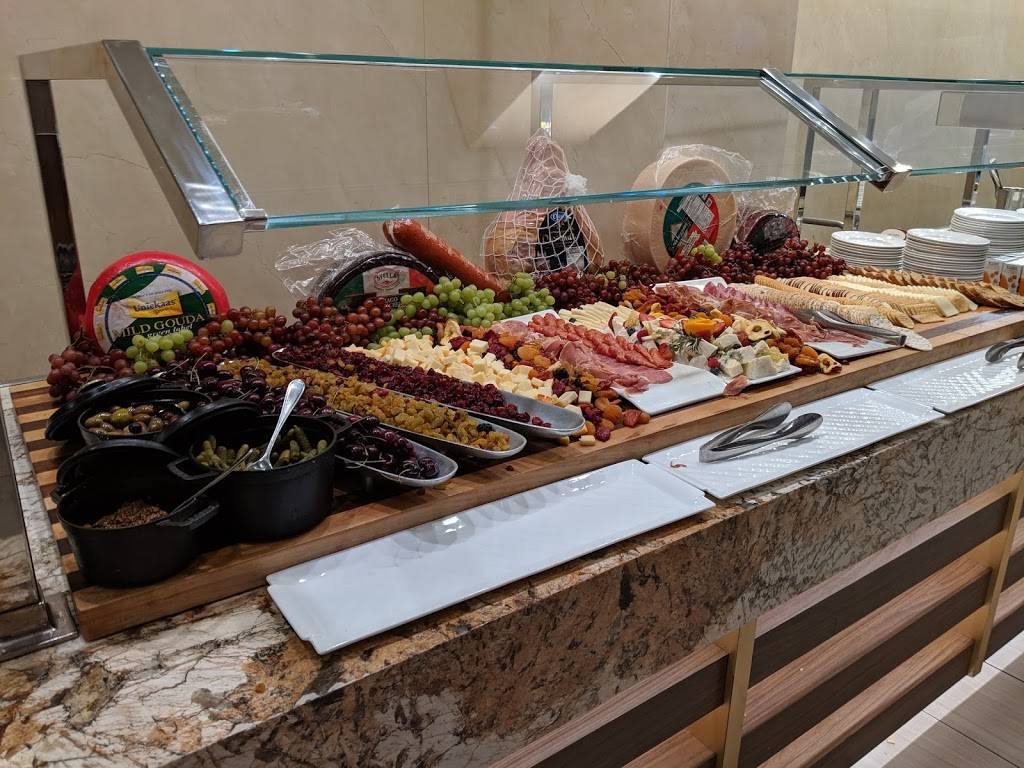 Toucan Charlies | restaurant | 3800 S Virginia St, Reno, NV 89502, USA | 7758254700 OR +1 775-825-4700