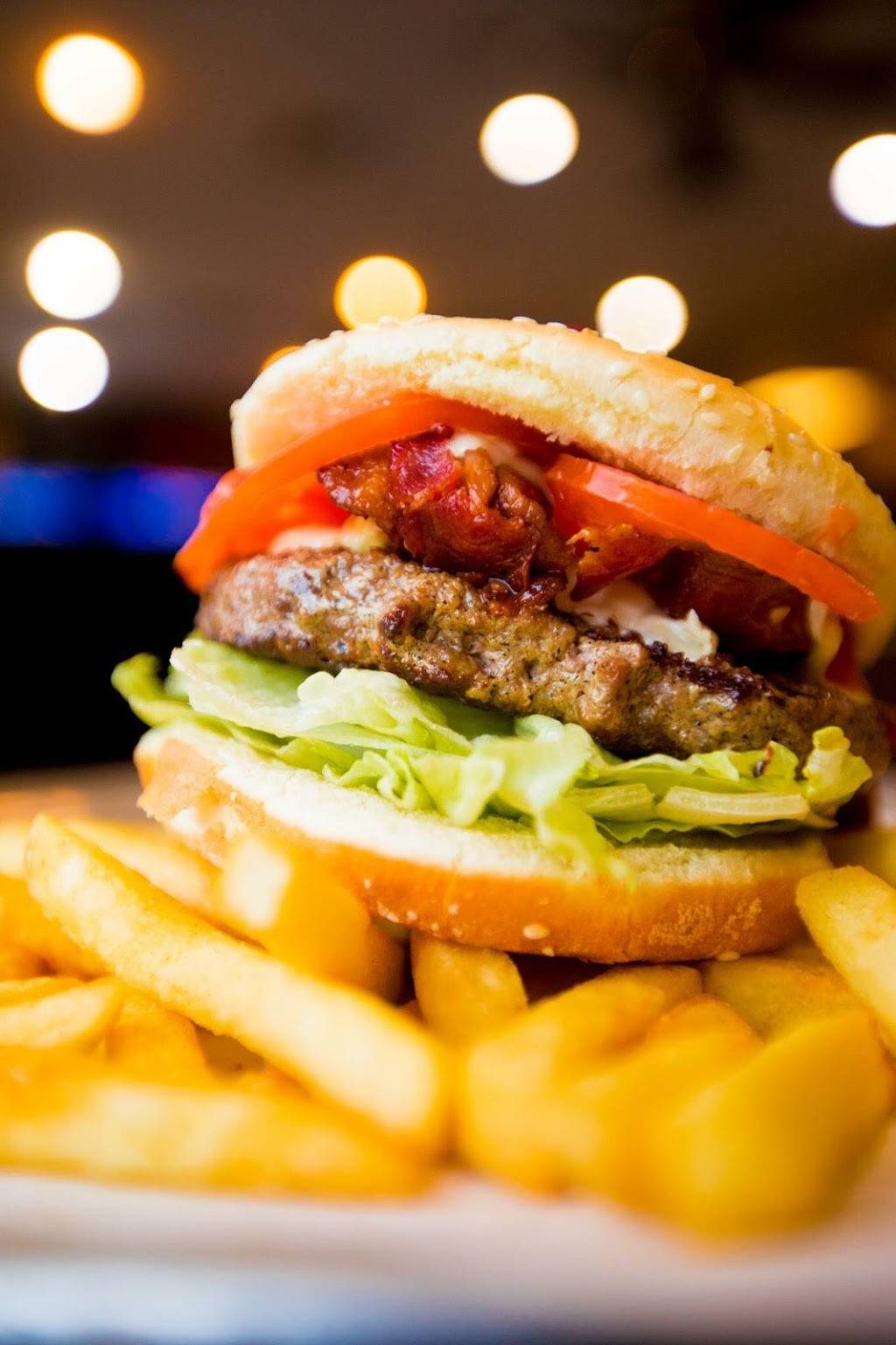 Bobs Pizza and Chicken | restaurant | 1500 Garrett Rd # 7, Upper Darby, PA 19082, USA | 6106267717 OR +1 610-626-7717