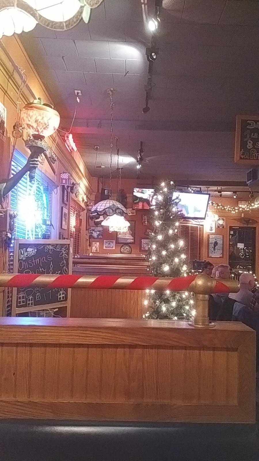 Moes Tap & Wings | restaurant | 190 Main St E, Port Colborne, ON L3K 1S6, Canada | 9058351963 OR +1 905-835-1963