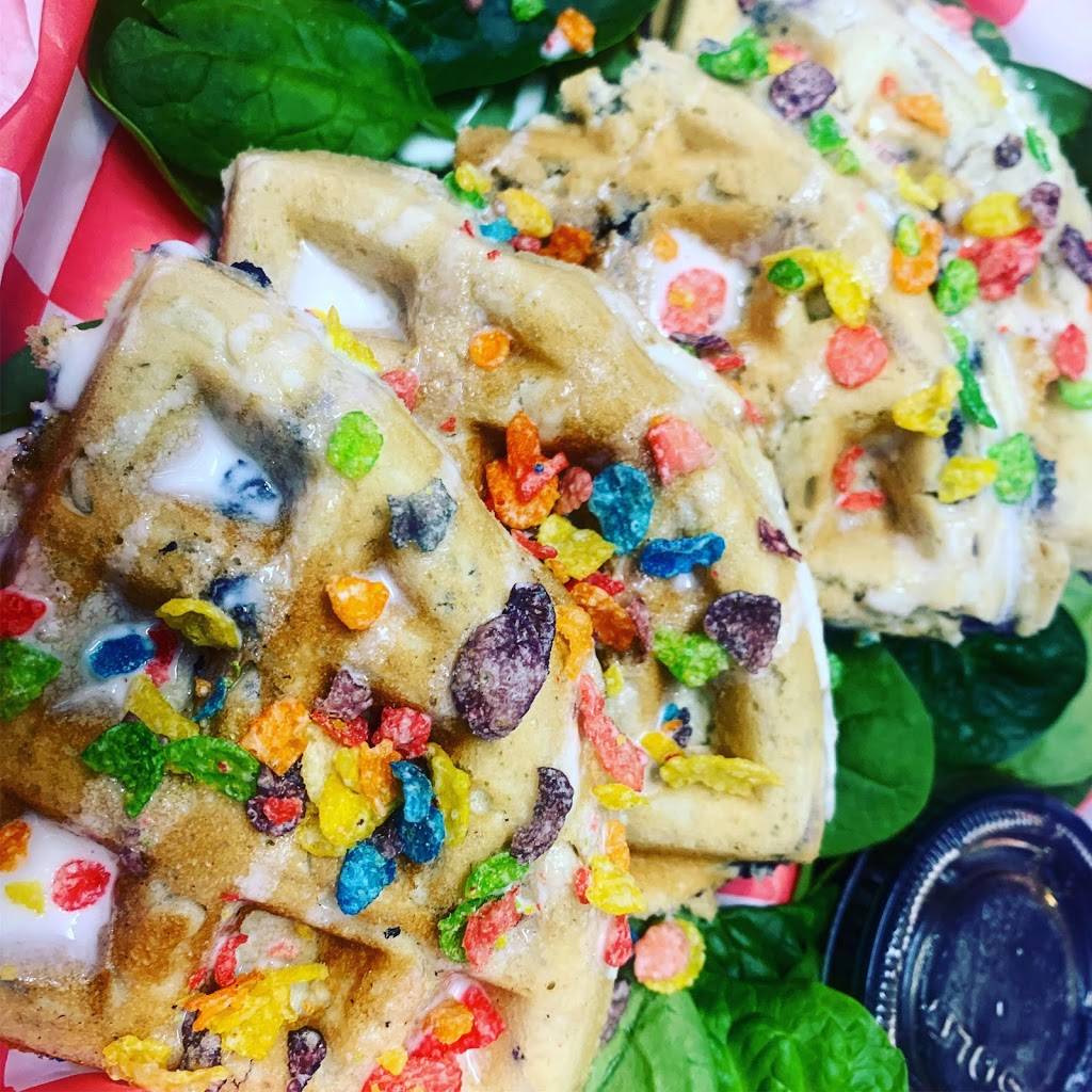 Wingin it Wings | restaurant | 900 W Marshall St, Norristown, PA 19401, USA | 6102792548 OR +1 610-279-2548