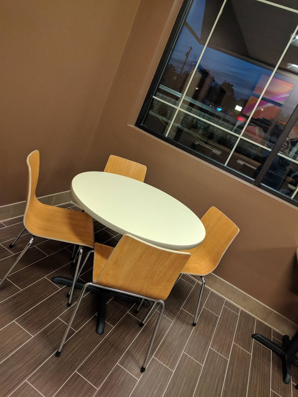 Dunkin | bakery | 105 2nd St, Liverpool, NY 13088, USA | 3158022491 OR +1 315-802-2491