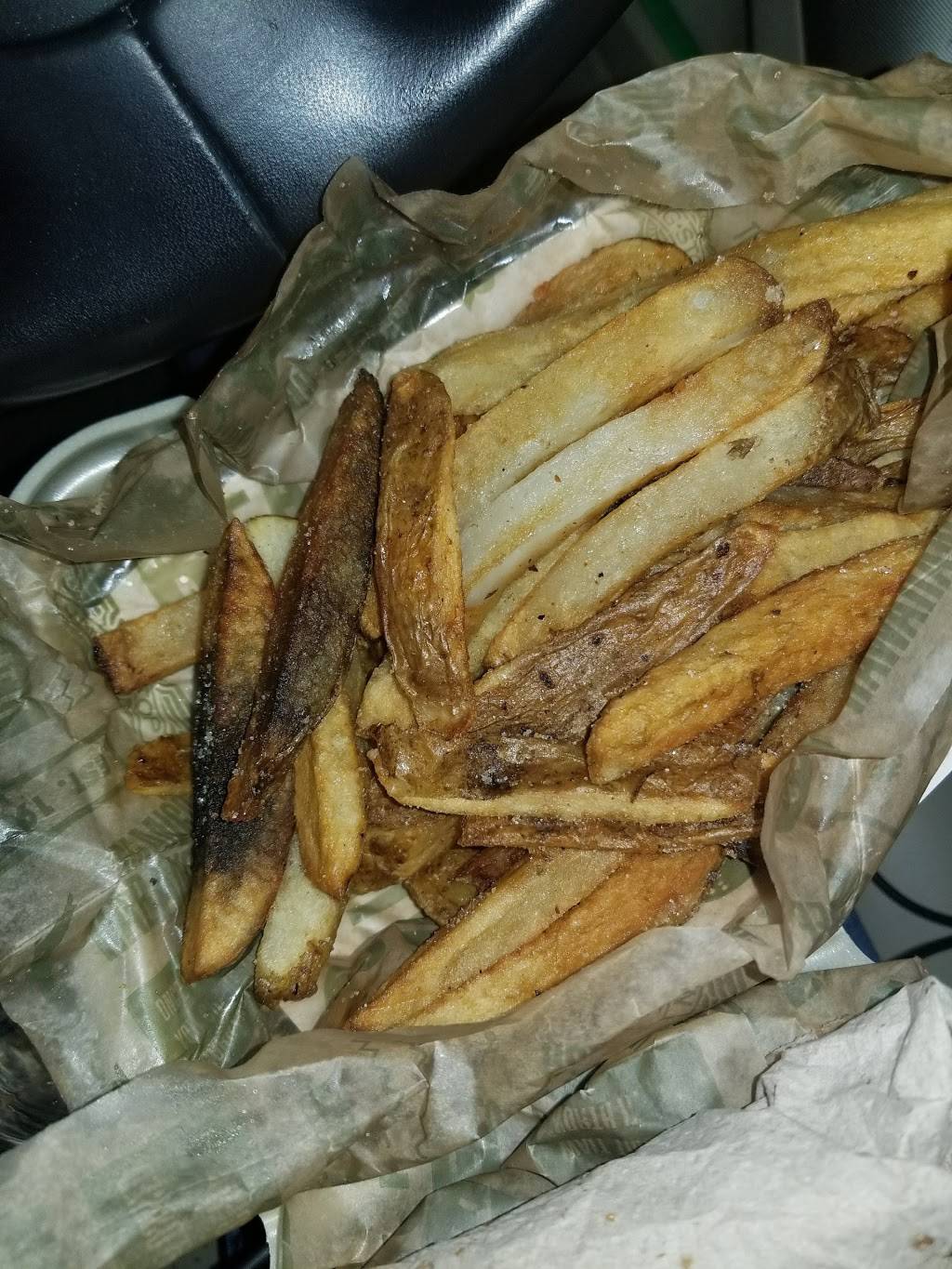 Wingstop | restaurant | 272 Robert Smalls Pkwy, Beaufort, SC 29906, USA | 8433793535 OR +1 843-379-3535