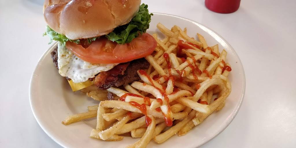 Steak n Shake | restaurant | 23 Executive Dr, New Castle, IN 47362, USA | 7655214514 OR +1 765-521-4514