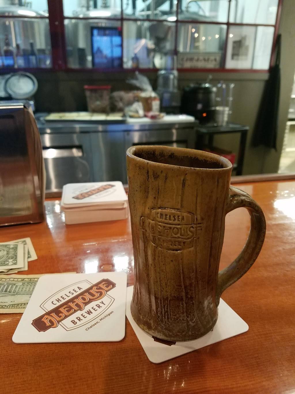 Chelsea Alehouse Brewery | restaurant | 115 S Main St, Chelsea, MI 48118, USA | 7344752337 OR +1 734-475-2337