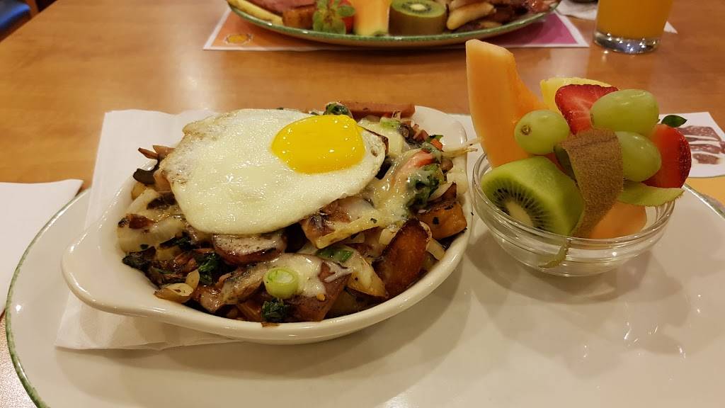 Cora Breakfast and Lunch | restaurant | 210 Glendale Ave, St. Catharines, ON L2T 3Y6, Canada | 2893621358 OR +1 289-362-1358