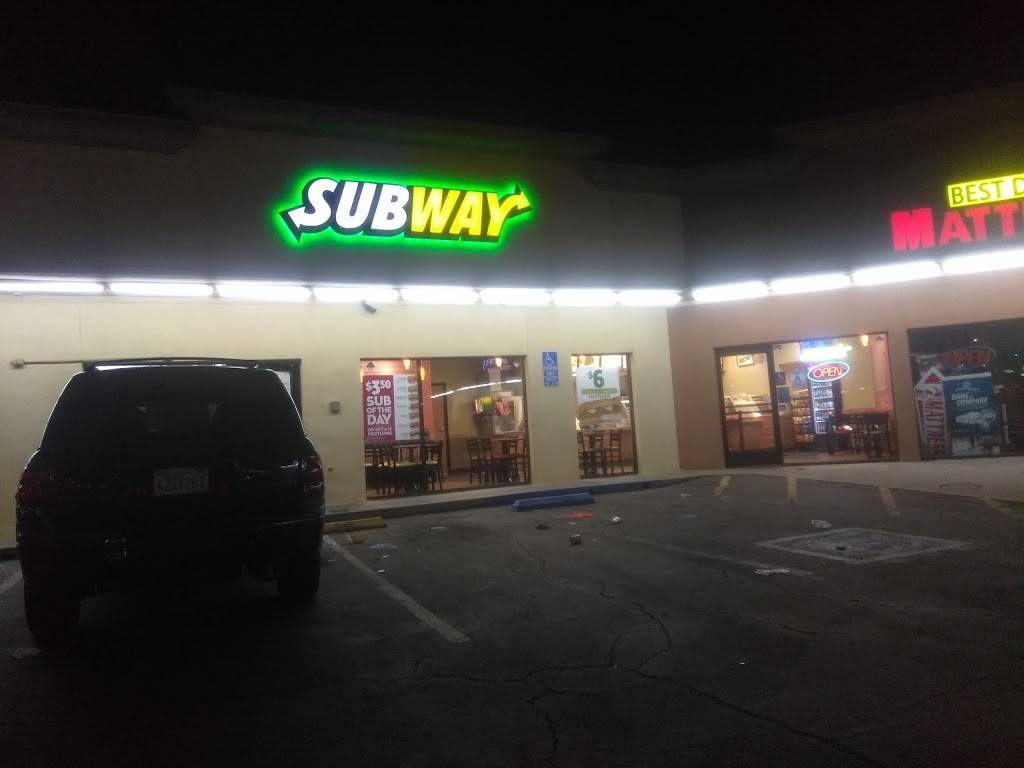 Subway Restaurants | restaurant | 494 W Orange Show Rd, San Bernardino, CA 92408, USA | 9098850555 OR +1 909-885-0555