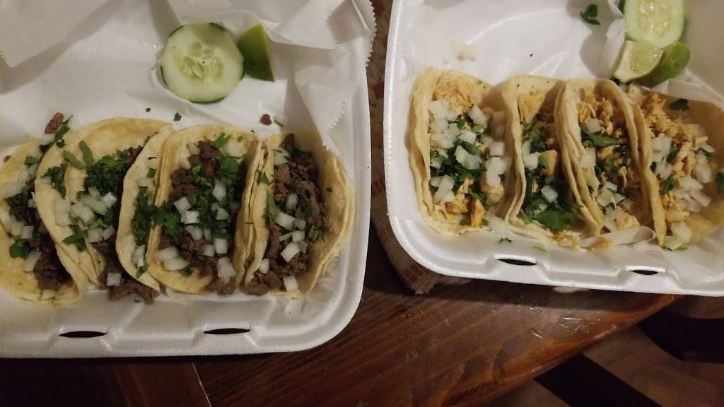 El Huaracha Veloz Taco Stand | restaurant | W Broad St & North Wheatland Avenue, Columbus, OH 43204, USA | 6142722788 OR +1 614-272-2788