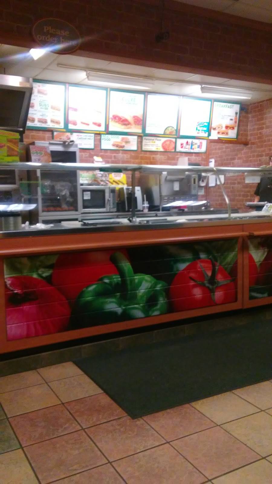 Subway | restaurant | 7340 Wyoming Ave, Dearborn, MI 48126, USA | 3139310555 OR +1 313-931-0555