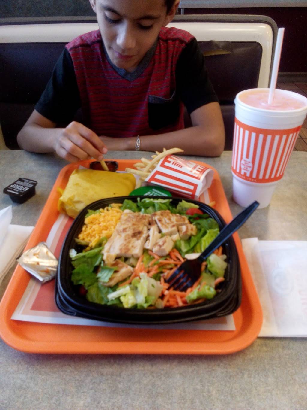 Whataburger | restaurant | 2727 West Ave, San Antonio, TX 78201, USA | 2103402445 OR +1 210-340-2445