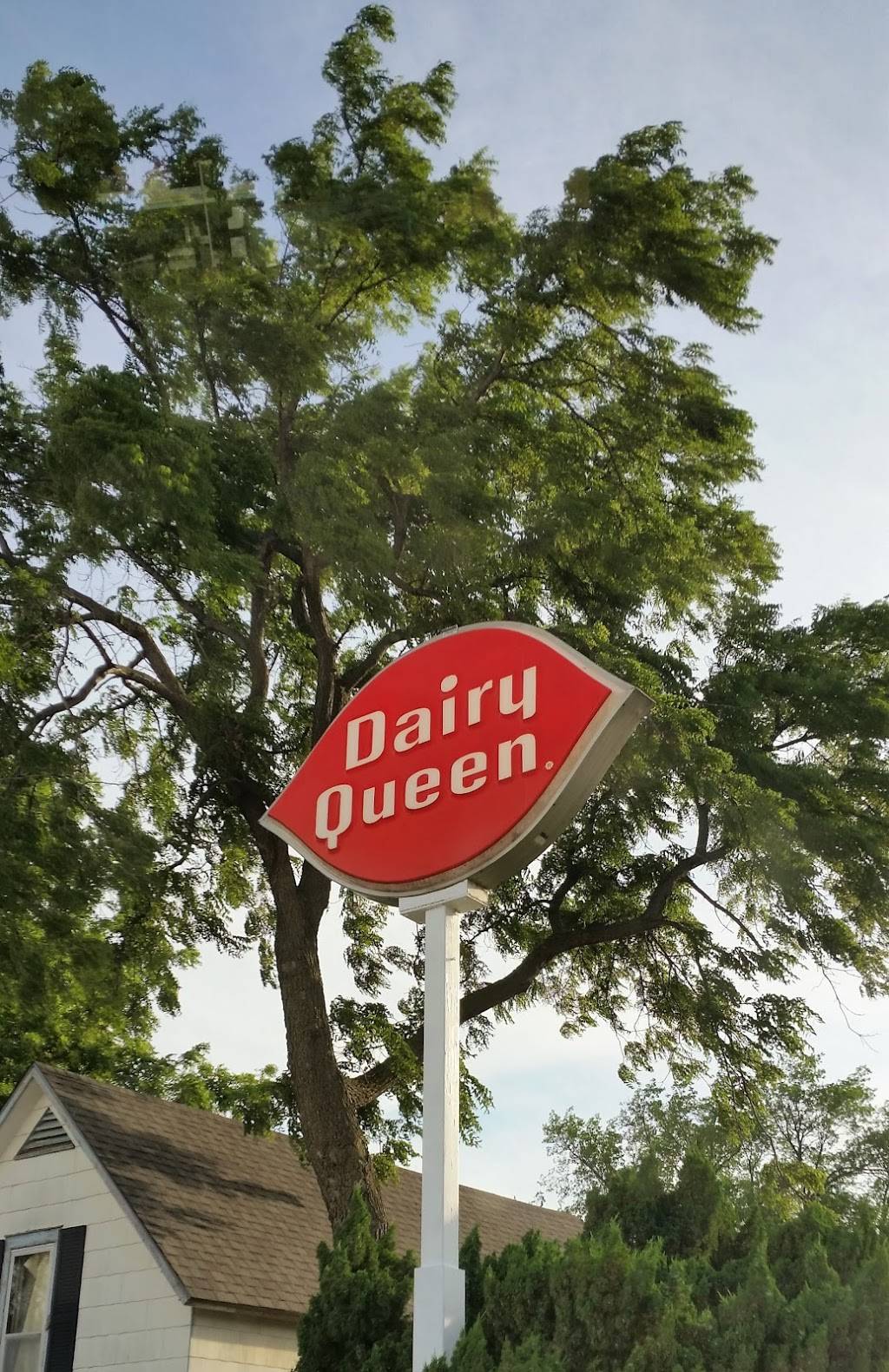 Dairy Queen Store | restaurant | 1015 4th Ave S, Denison, IA 51442, USA | 7122634910 OR +1 712-263-4910