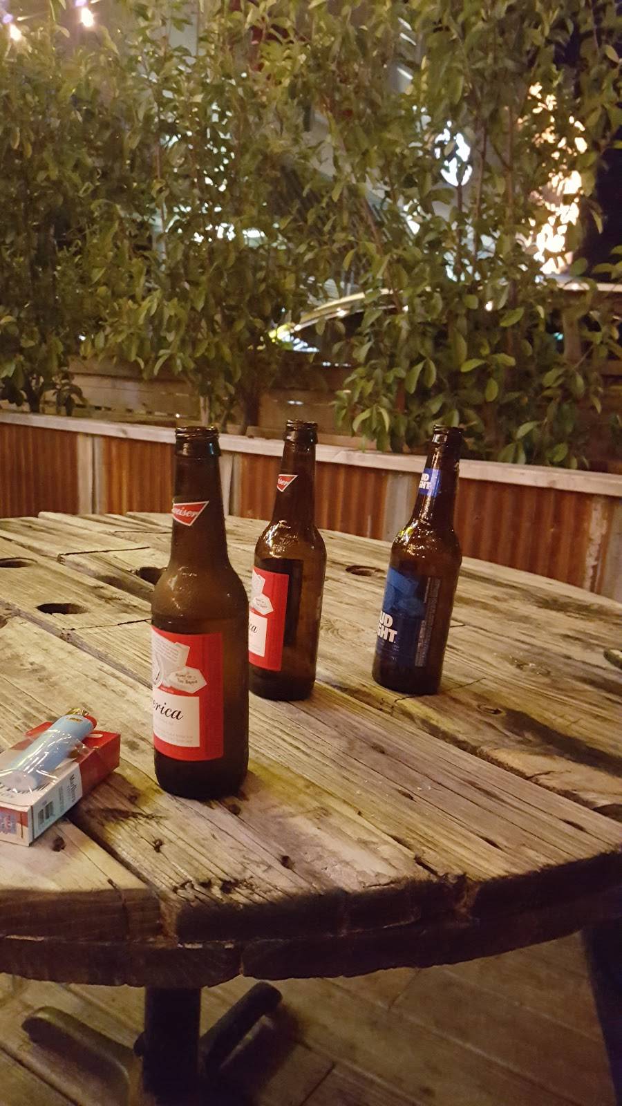 Cooter Browns Saloon | restaurant | 11881 Bandera Rd, Helotes, TX 78023, USA | 2104305375 OR +1 210-430-5375