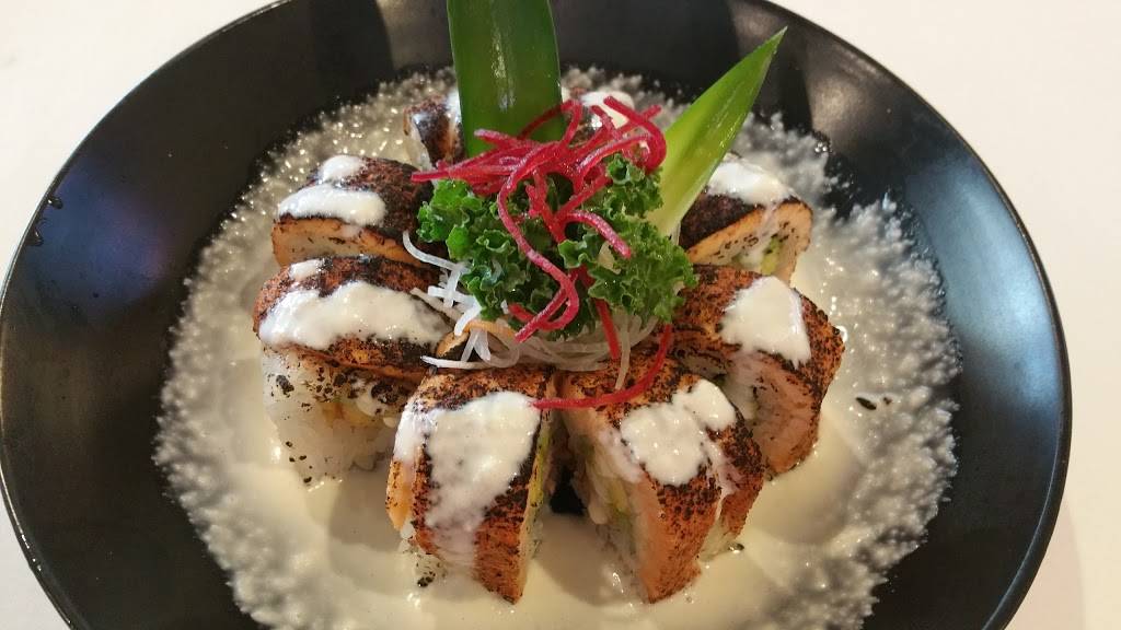 Omi Sushi | restaurant | 3206 Sycamore Rd, DeKalb, IL 60115, USA | 8155170098 OR +1 815-517-0098