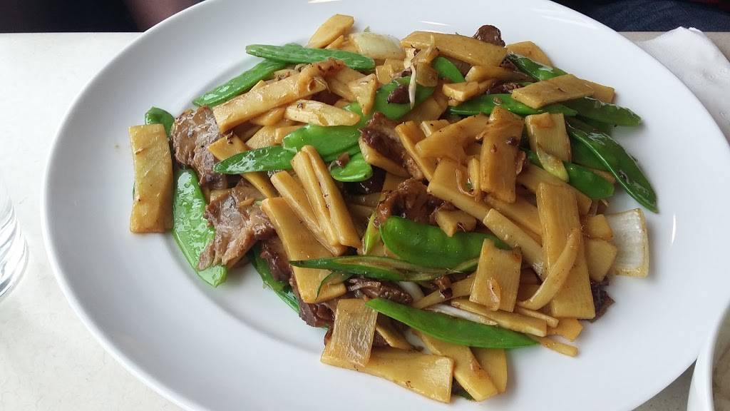Taigu Noodles | restaurant | 7610 Elmwood Ave, Middleton, WI 53562, USA | 6088313458 OR +1 608-831-3458