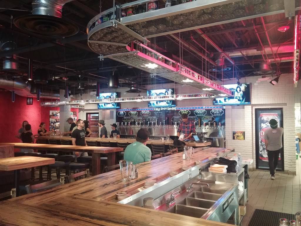 Oskar Blues Boulder Taproom | restaurant | 921 Pearl St, Boulder, CO 80302, USA | 7206451749 OR +1 720-645-1749