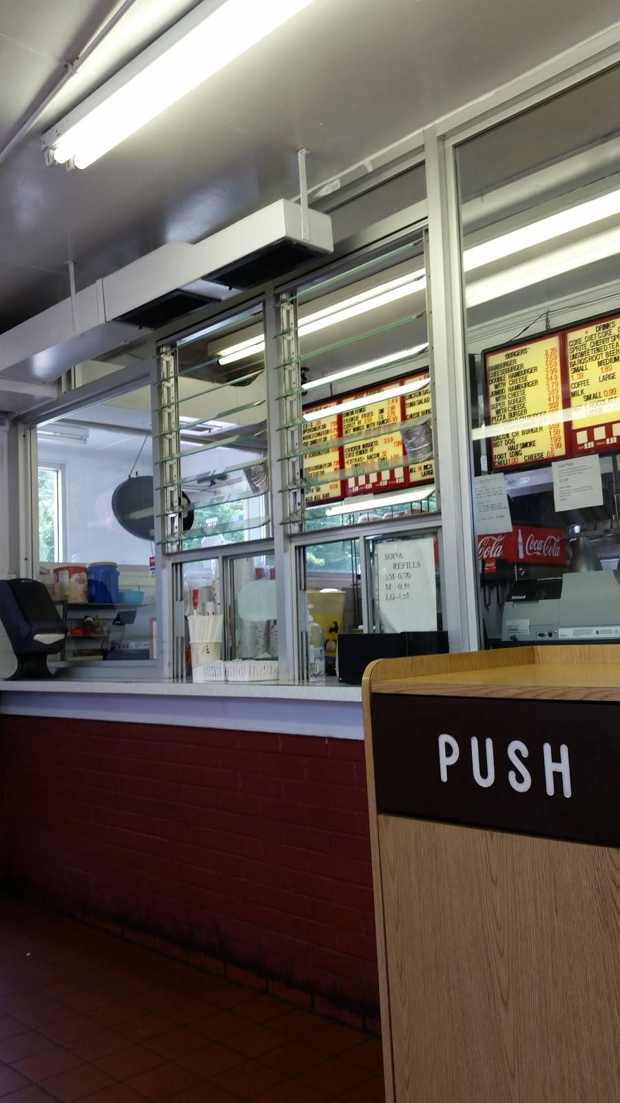 Callao Dairy Freeze | restaurant | 362 Northumberland Hwy, Callao, VA 22435, USA | 8045296881 OR +1 804-529-6881