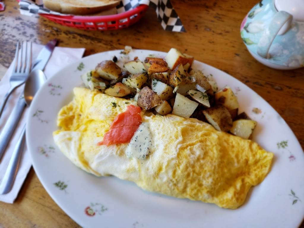 Martis Place | restaurant | 1905 1/2 Encinal Ave, Alameda, CA 94501, USA | 5105214600 OR +1 510-521-4600