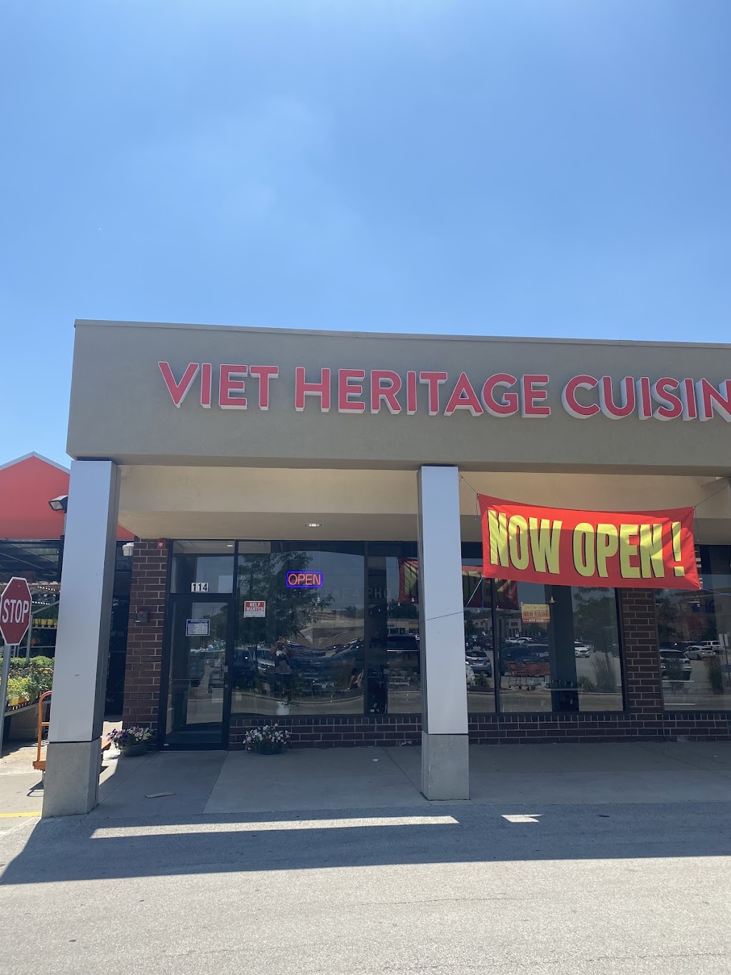 Viet Heritage Cuisine | restaurant | 114 Countryside Plaza, Countryside, IL 60525, USA | 7086394034 OR +1 708-639-4034
