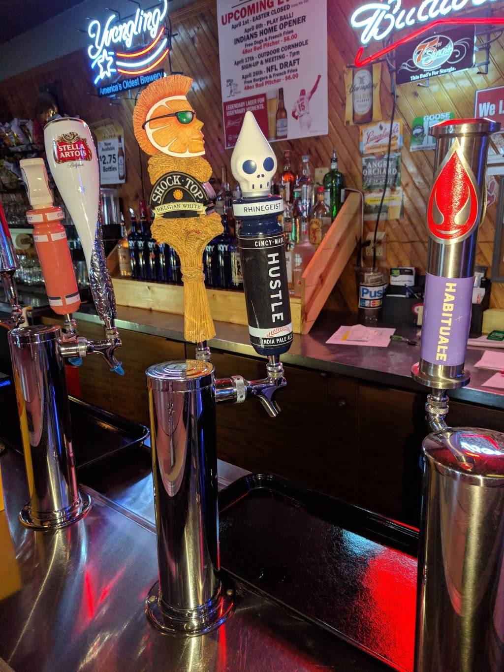 The Red Onion | restaurant | 522 Pearl Rd, Brunswick, OH 44212, USA | 3302258482 OR +1 330-225-8482