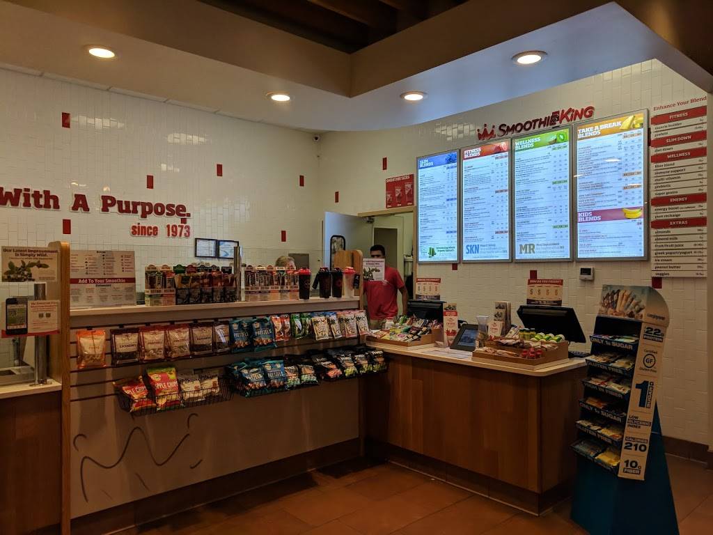 Smoothie King | restaurant | 3429 Lithia Pinecrest Rd, Valrico, FL 33596, USA | 8134385069 OR +1 813-438-5069