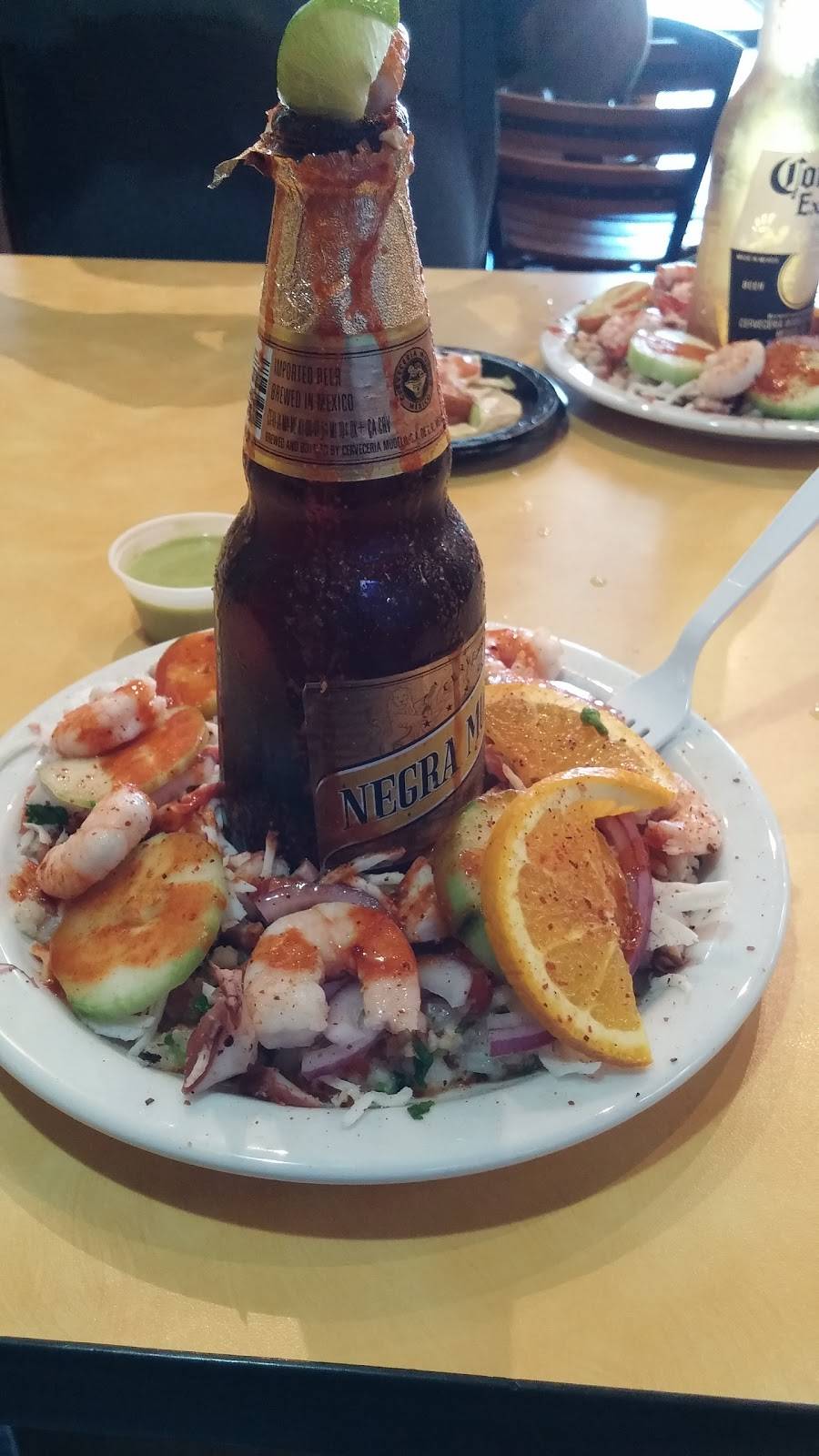 Mariscos Colima | restaurant | 570 S Clovis Ave, Fresno, CA 93727, USA | 5592523701 OR +1 559-252-3701