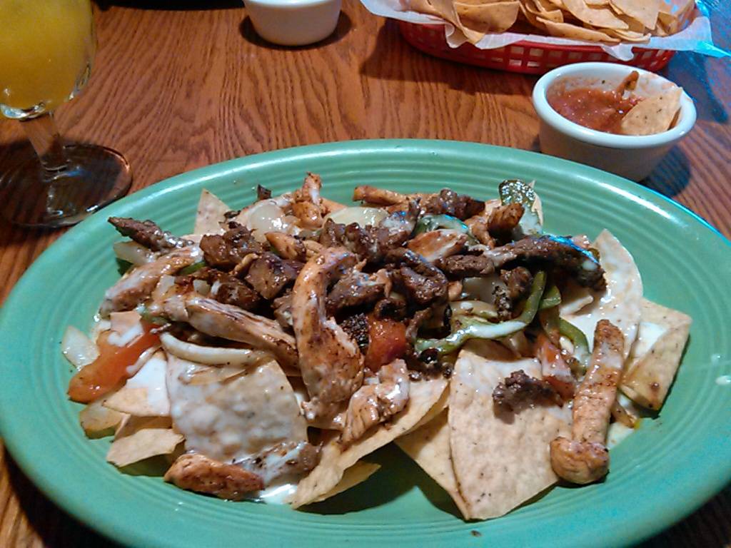 El Corral Mexican Restaurant | restaurant | 112 Bradford Blvd # 300, Gordonsville, TN 38563, USA | 6156838877 OR +1 615-683-8877