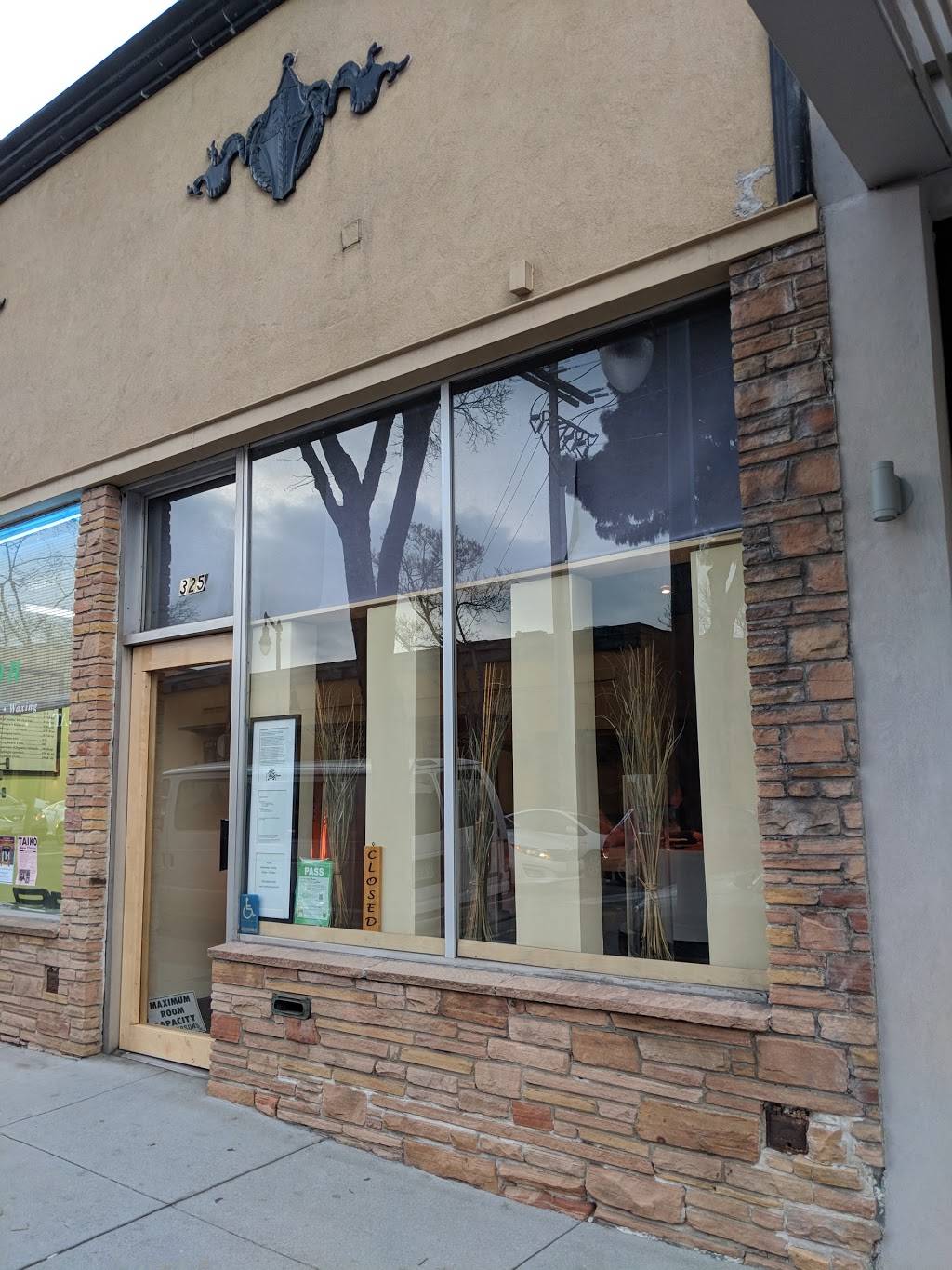 Sushi Yoshizumi | restaurant | 325 E 4th Ave, San Mateo, CA 94401, USA | 6504372282 OR +1 650-437-2282