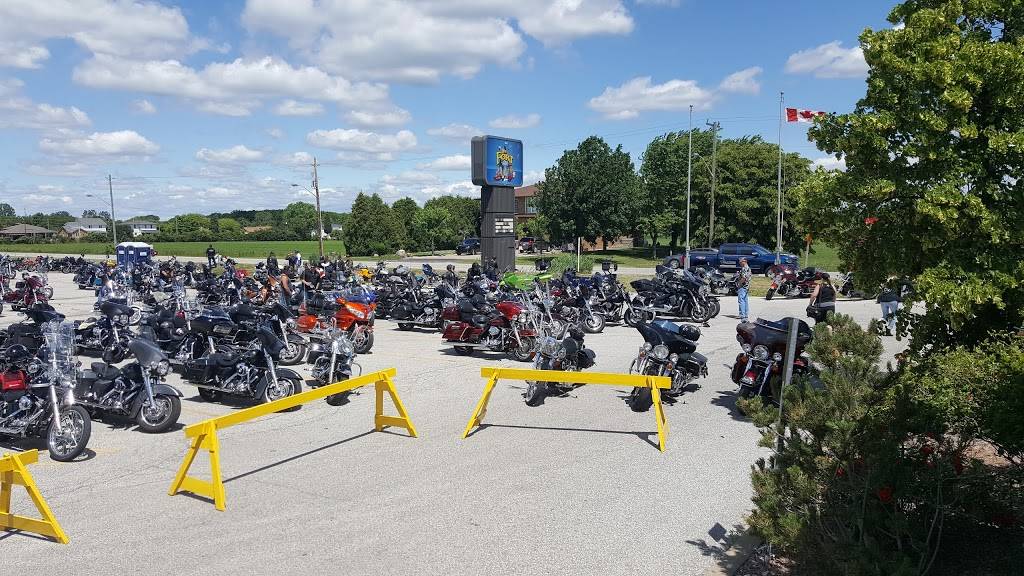 The Fort Fun Centre | restaurant | 689 Texas Rd, Amherstburg, ON N9V 3R3, Canada | 5197364382 OR +1 519-736-4382