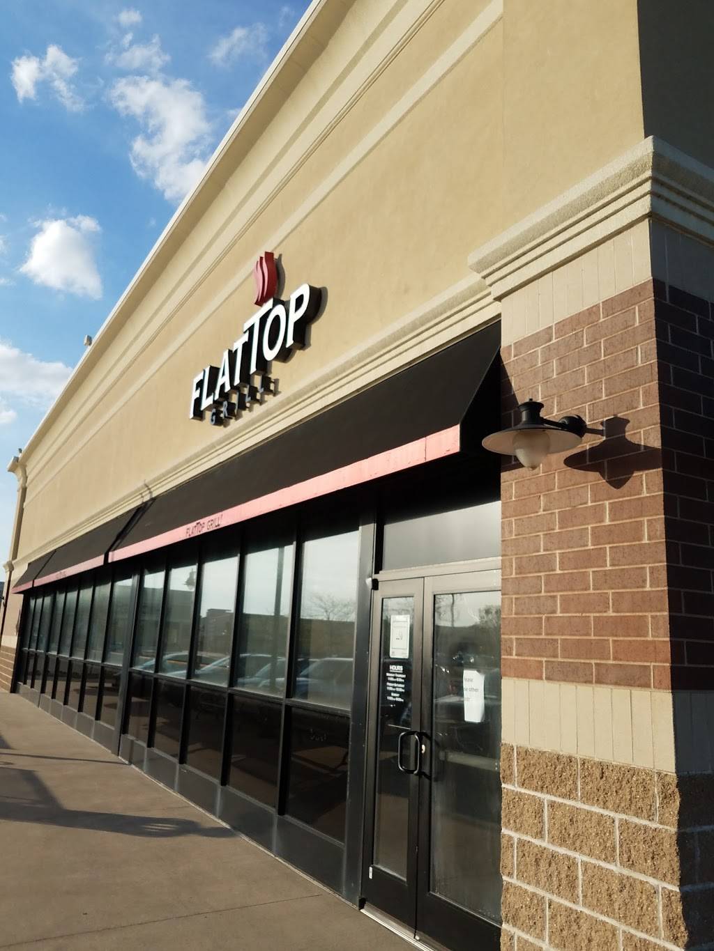 Flat Top Grill | restaurant | SHOPPES AT COLLEGE HILLS, 307 S, Veterans Pkwy #500, Normal, IL 61761, USA | 3094541300 OR +1 309-454-1300