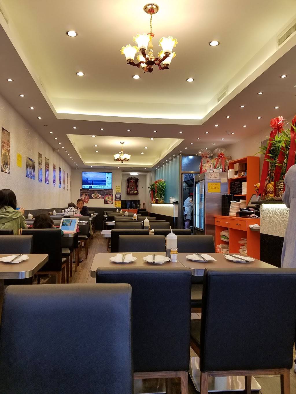 Kings Kitchen | restaurant | 3203, 2051 86th St, Brooklyn, NY 11214, USA | 7183731188 OR +1 718-373-1188