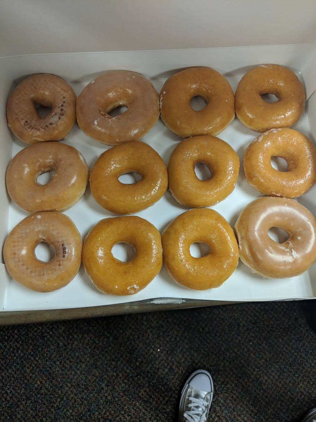 Krispy Kreme | bakery | 3920 7th Street Rd, Louisville, KY 40216, USA | 5024487616 OR +1 502-448-7616