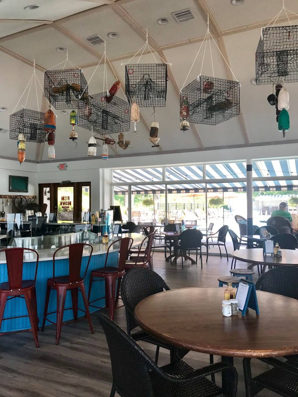 Fish Hawk Oyster Bar | restaurant | 480 King Carter Dr, Irvington, VA 22480, USA | 8044384489 OR +1 804-438-4489