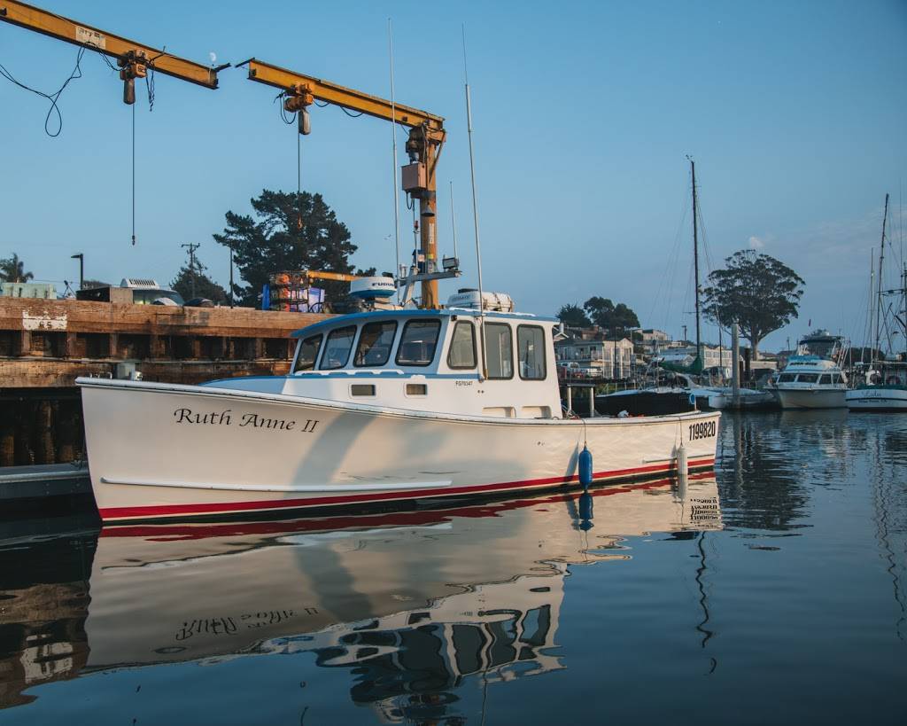 H & H Fresh Fish | restaurant | 493 Lake Ave A, Santa Cruz, CA 95062, USA | 8314623474 OR +1 831-462-3474