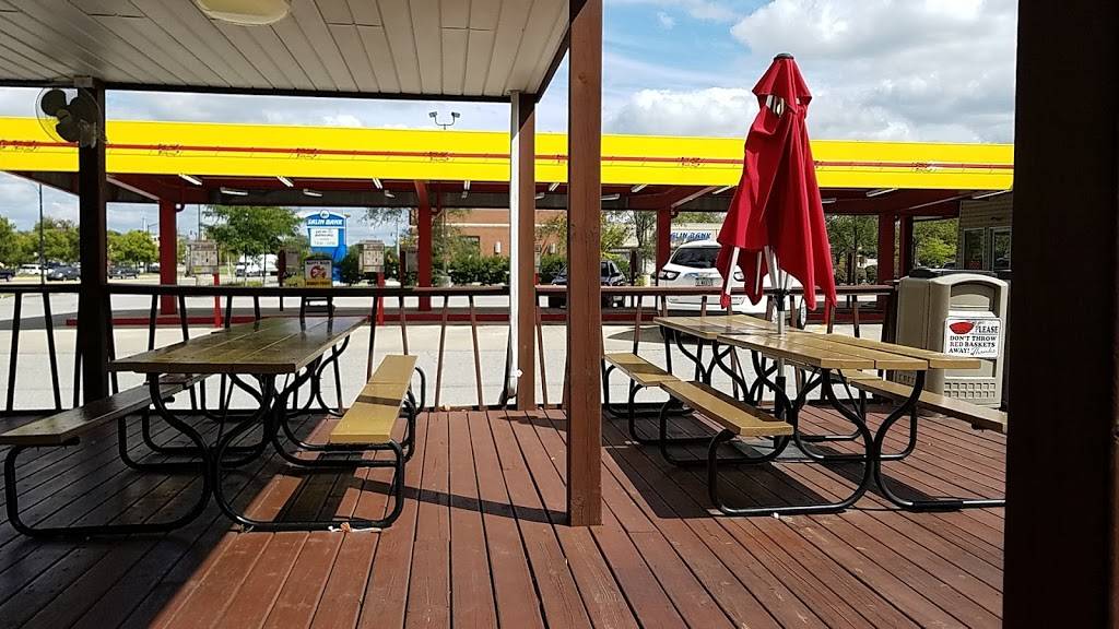 Dog n Suds West Lafayette | restaurant | 401 Sagamore Pkwy W, West Lafayette, IN 47906, USA | 7654635700 OR +1 765-463-5700