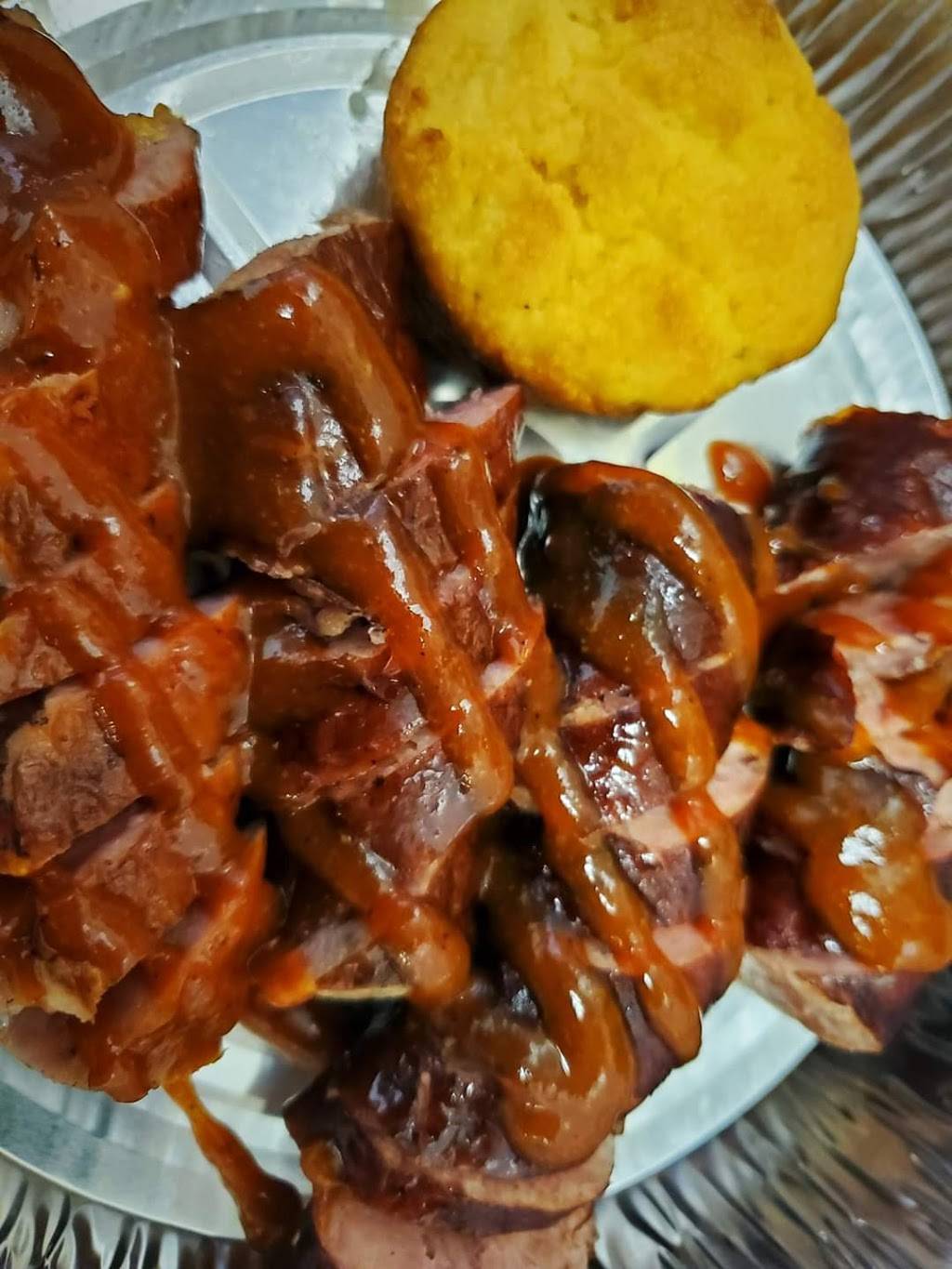 SMOKE BBQ | restaurant | 4 Alden Ave, Enfield, CT 06082, USA | 4136861874 OR +1 413-686-1874