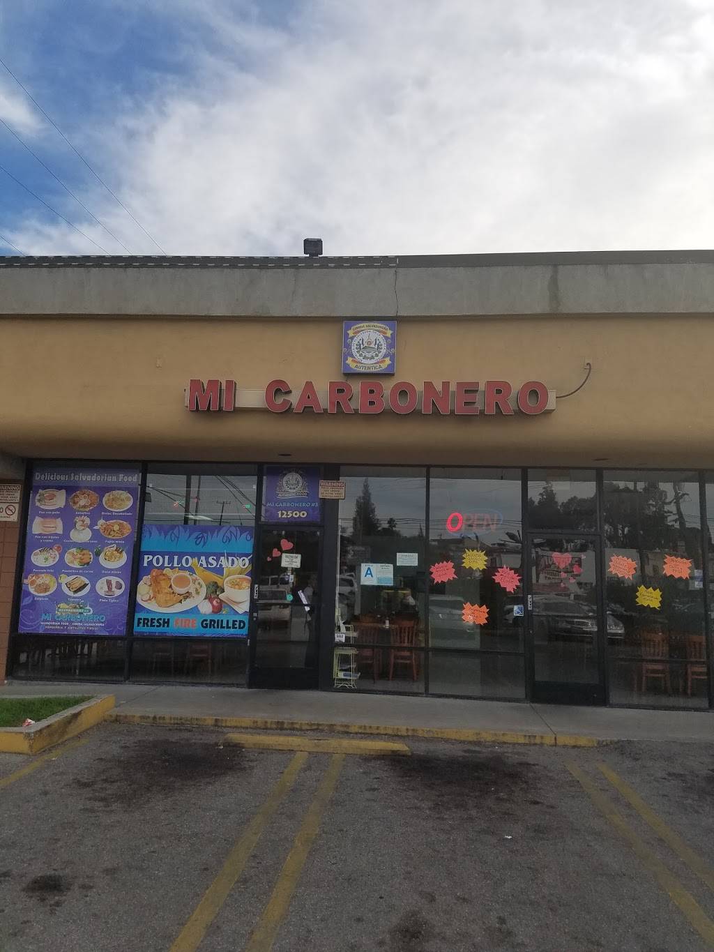 Mi Carbonero #3 | restaurant | 12500 Vanowen St, North Hollywood, CA 91605, USA | 8182552833 OR +1 818-255-2833