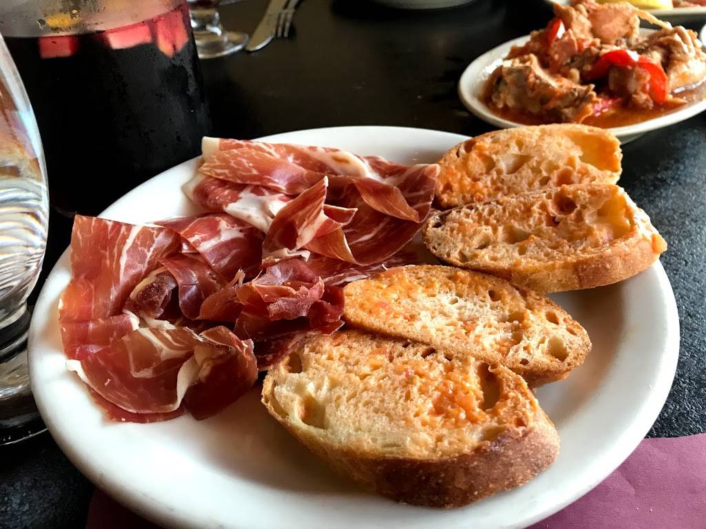 Esperpento Restaurant | restaurant | 3295 22nd St, San Francisco, CA 94110, USA | 4152828867 OR +1 415-282-8867