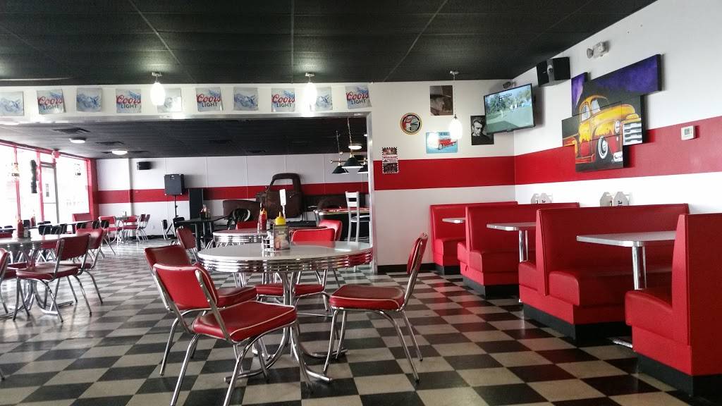 Rock N Ronnies | restaurant | 10262 E Apache Trail, Apache Junction, AZ 85120, USA | 4809844456 OR +1 480-984-4456