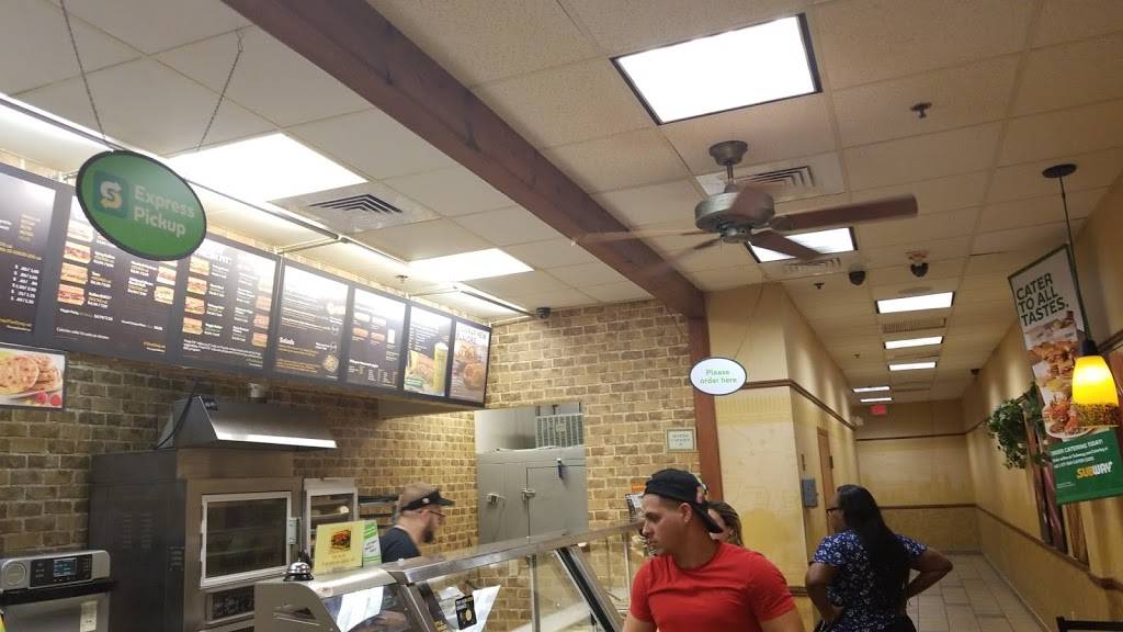 Subway | restaurant | 18541 S Dixie Hwy, Miami, FL 33157, USA | 7862938731 OR +1 786-293-8731