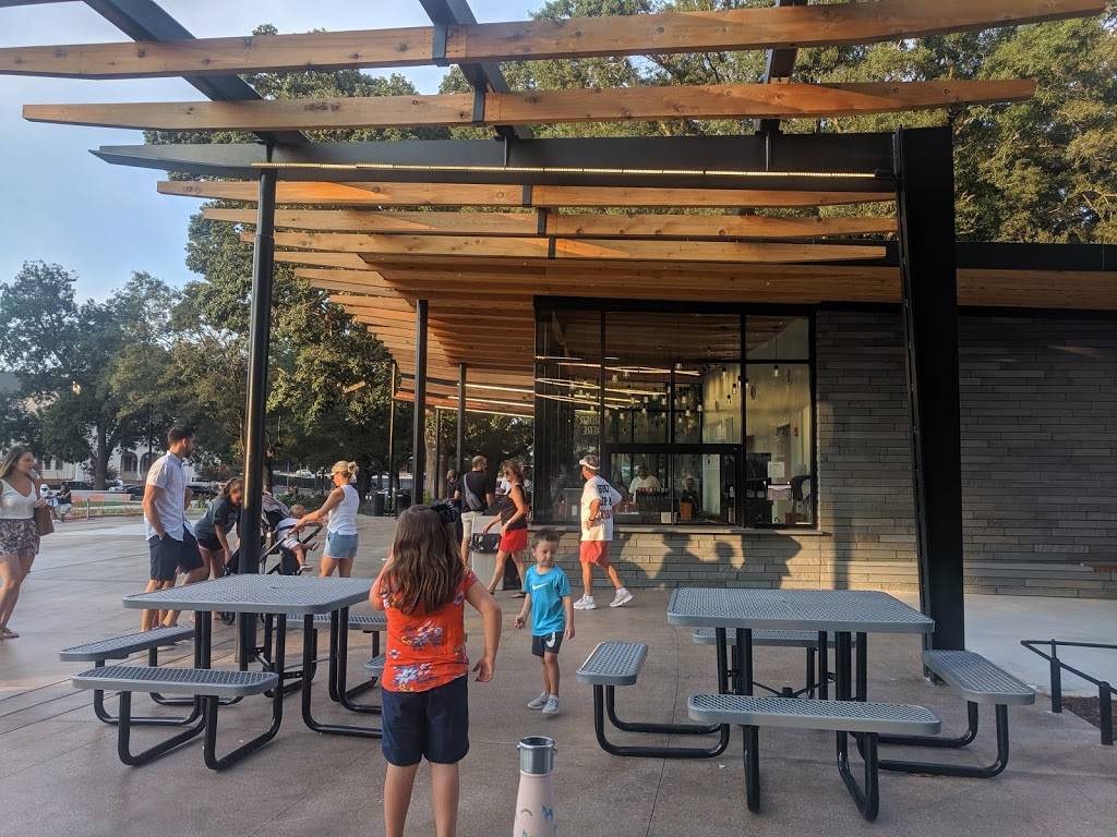 Square Burger | restaurant | 225 E Martin St, Raleigh, NC 27601, USA | 9198966600 OR +1 919-896-6600